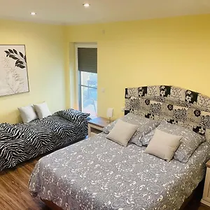  Apartment Eine Charmante Wartet Auf Sie